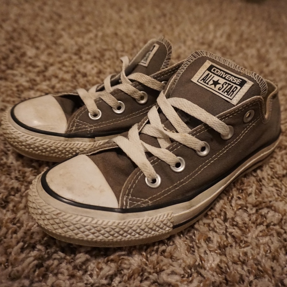 Grey Low Top Converse